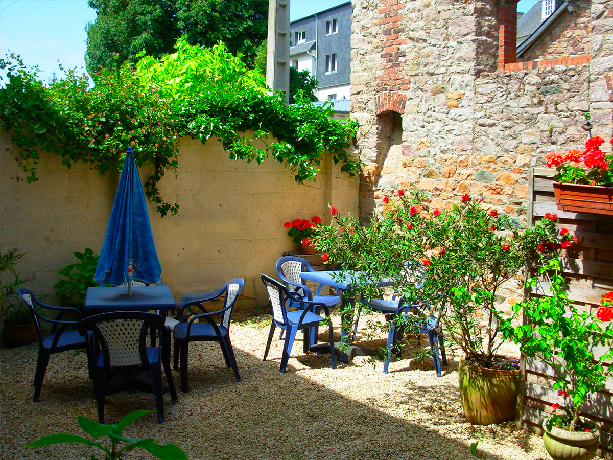 Location gîte à paimpol proche du port, la cours