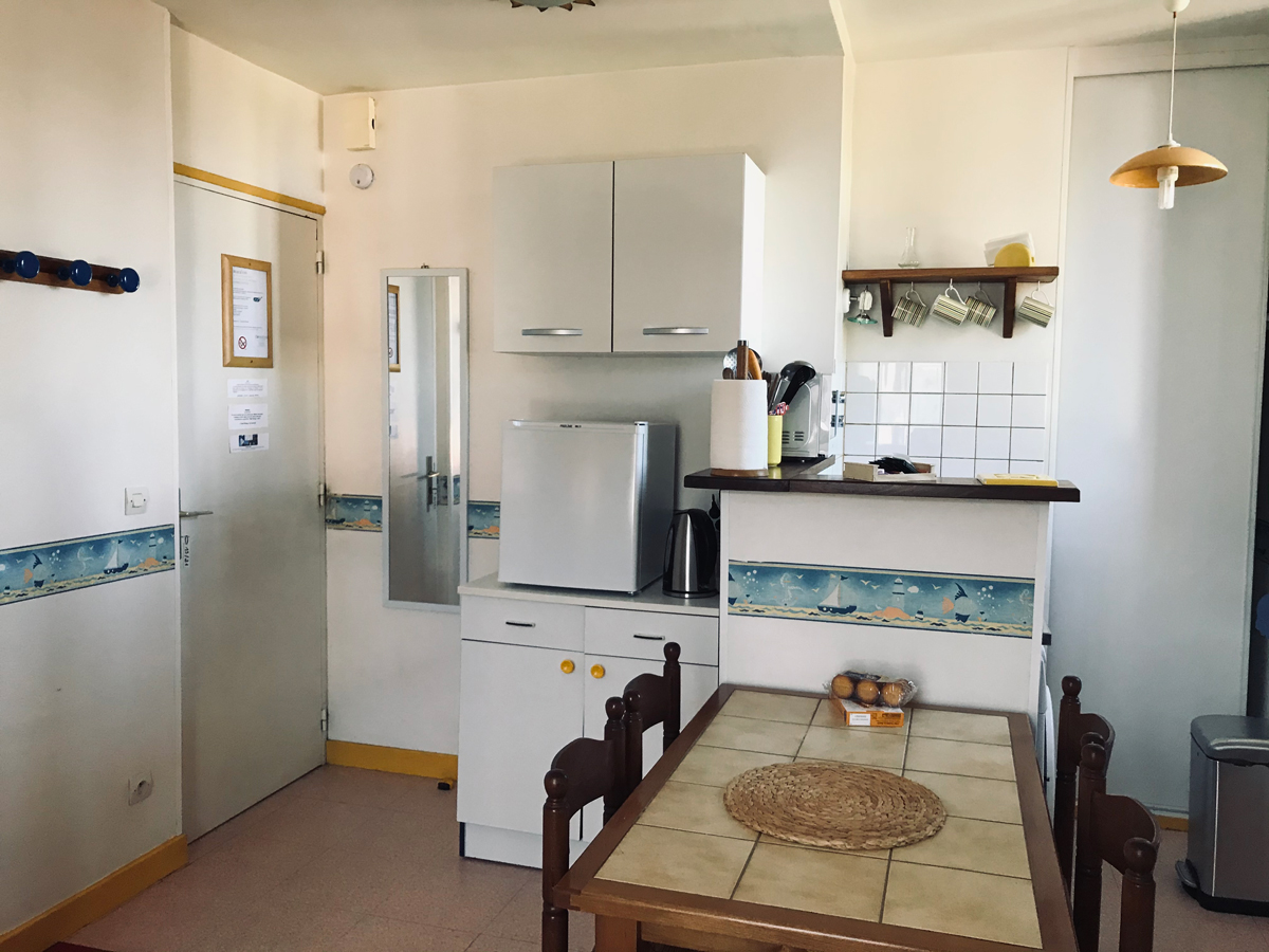 location appartement sur proche du port de paimpol- la cuisine